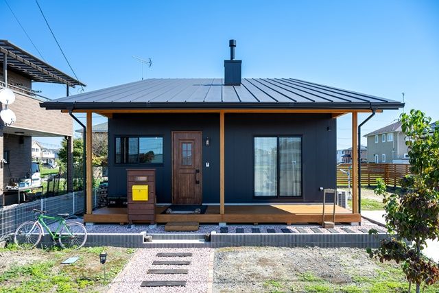 BinO太田 中村住宅工業 【LOAFER #ウッドデッキ #タイル #シューズクローゼット】犬と暮らす お気に入りのモノを愛でる家の建築実例画像10