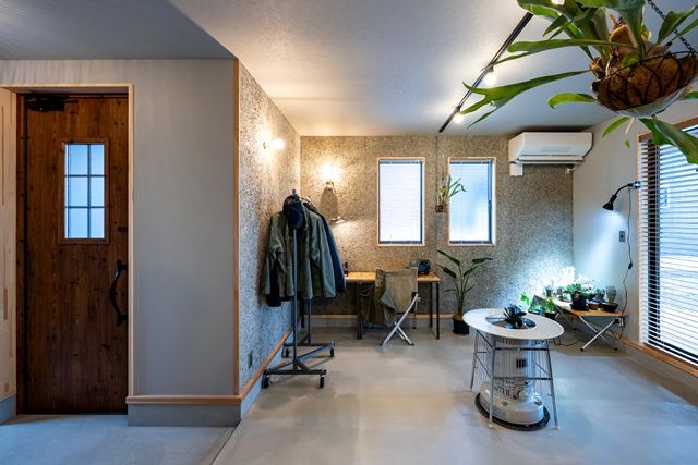 BinO太田 中村住宅工業 【COVACO #土間リビング #造作洗面】観葉植物が映える 土間リビングで寛ぐしっとりした平屋の建築実例画像3