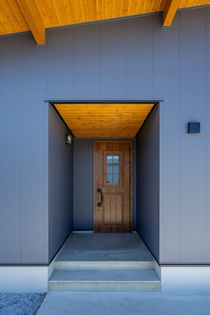 BinO太田 中村住宅工業 【COVACO #土間リビング #造作洗面】観葉植物が映える 土間リビングで寛ぐしっとりした平屋の建築実例画像9