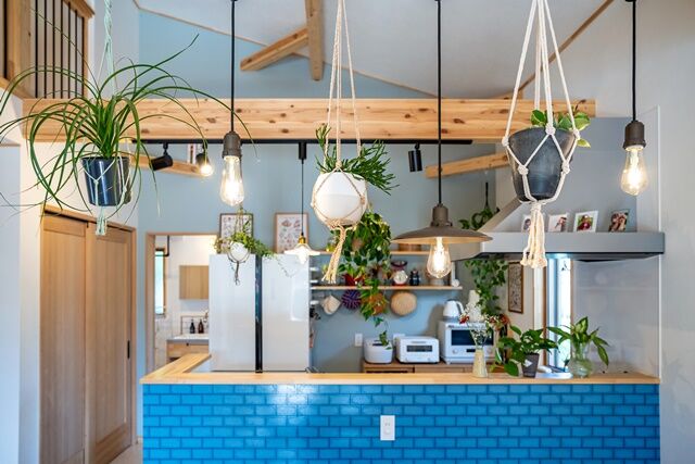 BinO太田 中村住宅工業 【POCHE #書斎 #ガレージ #ウッドデッキ】ワークスペースとアウトドアストッカー 仕事も趣味も充実の家の建築実例画像9