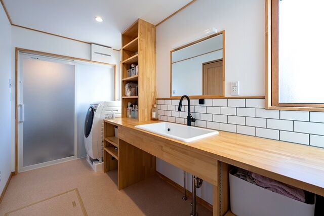 BinO太田 中村住宅工業 【LOAFER  #土間リビング #造作カウンター #造作洗面】念願の家淹れコーヒータイムを楽しむ家の建築実例画像4