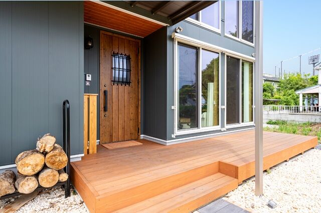 BinO太田 中村住宅工業 【BOOOTS #吹抜け #セカンドリビング】こだわりのリビング階段と薪ストーブ 自然と人が集まるLDKの建築実例画像10