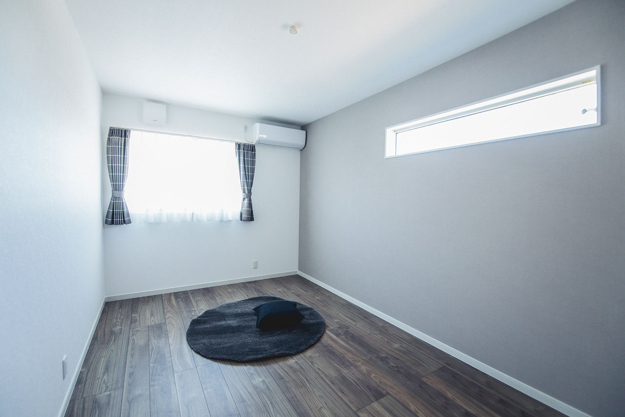 サンエルホーム 【1500～1999万円／広々リビング／対面キッチン】家具も暮らしも映える、憧れの白いマイホームの建築実例画像7