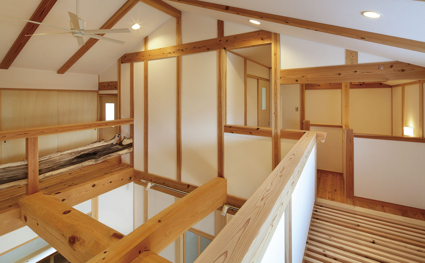 川口建設 【2000万円台/大阪府/自然素材】多種多様な材を使用し、思い出と新しさを感じる「懐新」の家の建築実例画像9