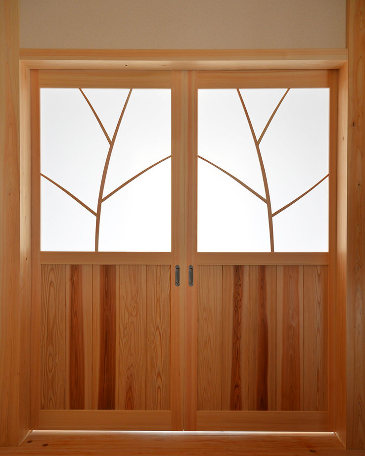 川口建設 【価格1000万円台/平屋/延床30坪/間取り】8寸角の大黒柱や太い梁が支えるロフト付き平屋/ナチュラル/木の家の建築実例画像8