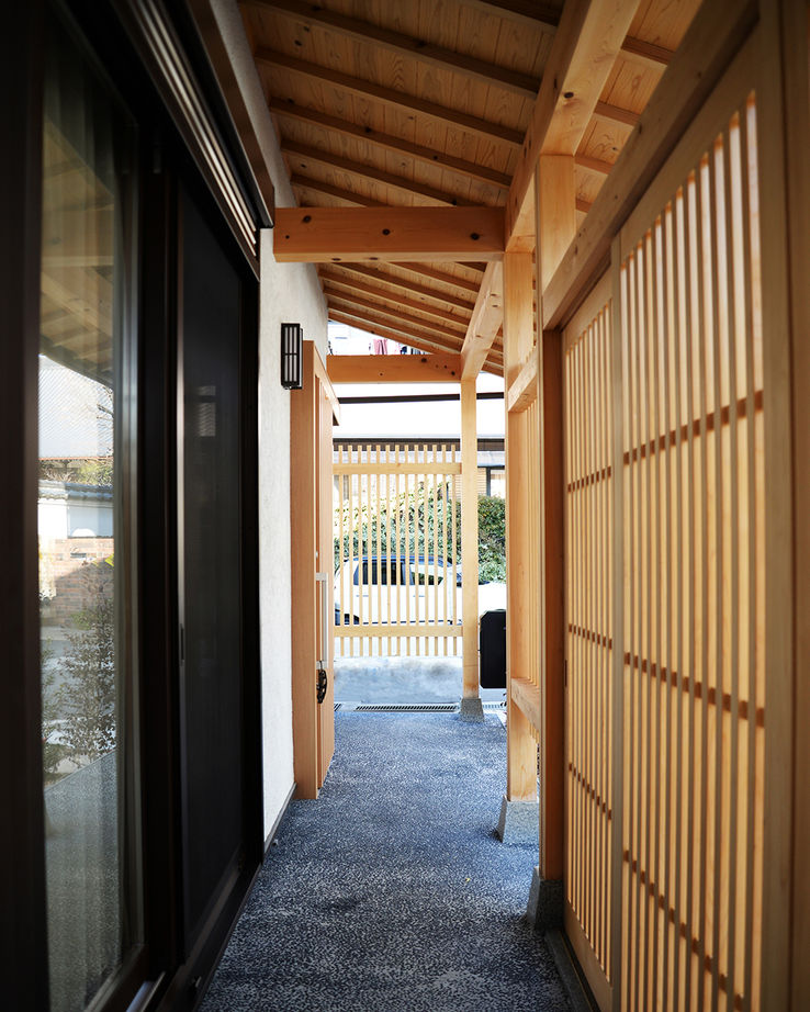 川口建設 【2000万円台/大阪府/木の家/和モダン/間取り】家族が集まる工夫満載リビング。産直材と手仕事の温もりの家の建築実例画像10