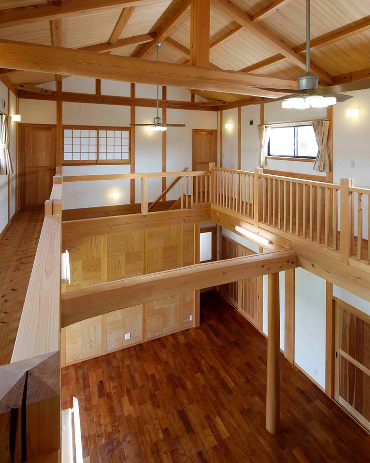 川口建設 【3000万円台/和歌山県/吹き抜け/木の家】様々な無垢材が織り成す、伝統の技と強固な構造・高い断熱性の家の建築実例画像7
