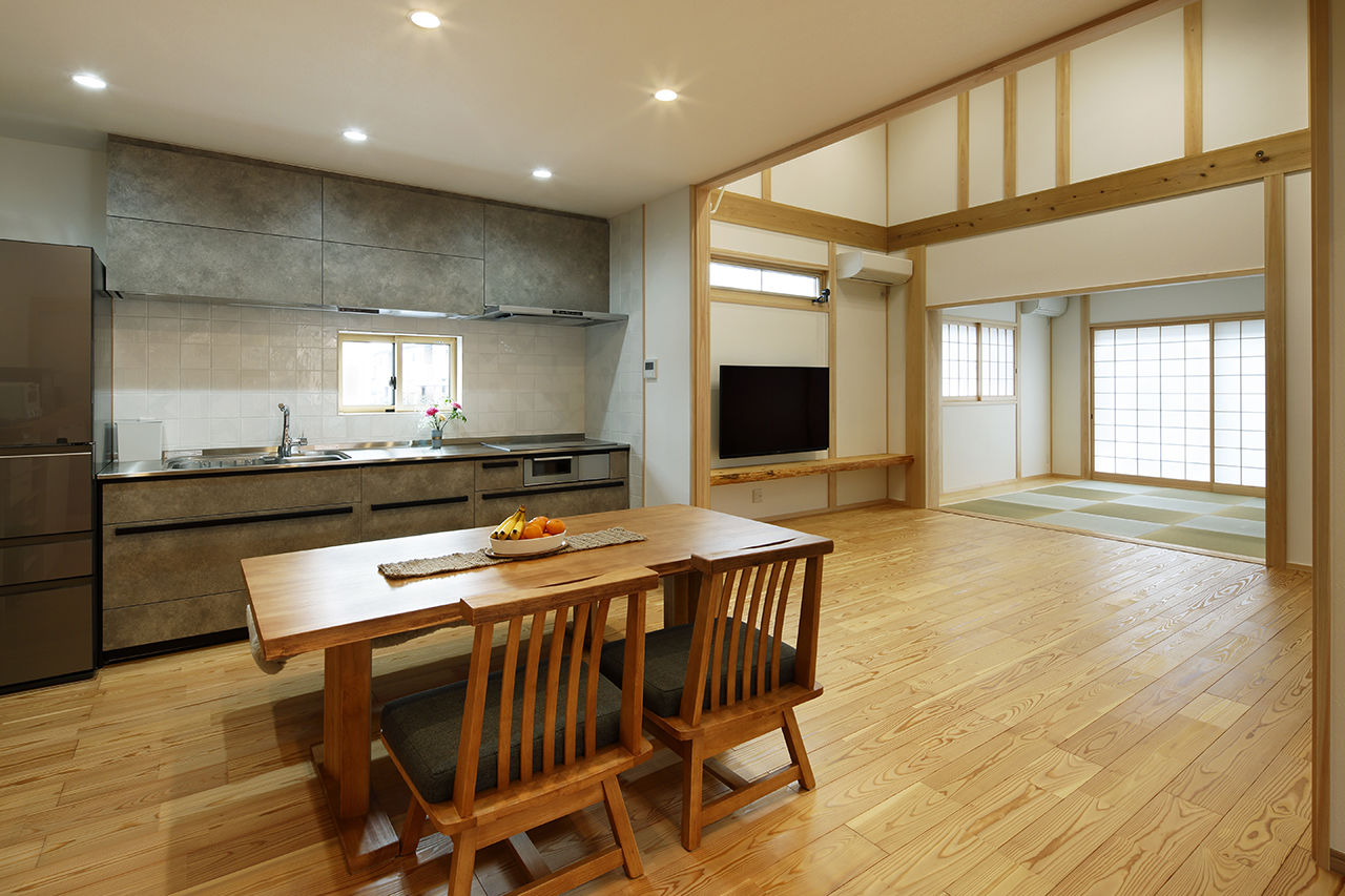 川口建設 【2000万円台/平屋/吹き抜け/ロフト/造作】良質の木をふんだんに使った手造りの家。高性能を納得価格で実現の建築実例画像4