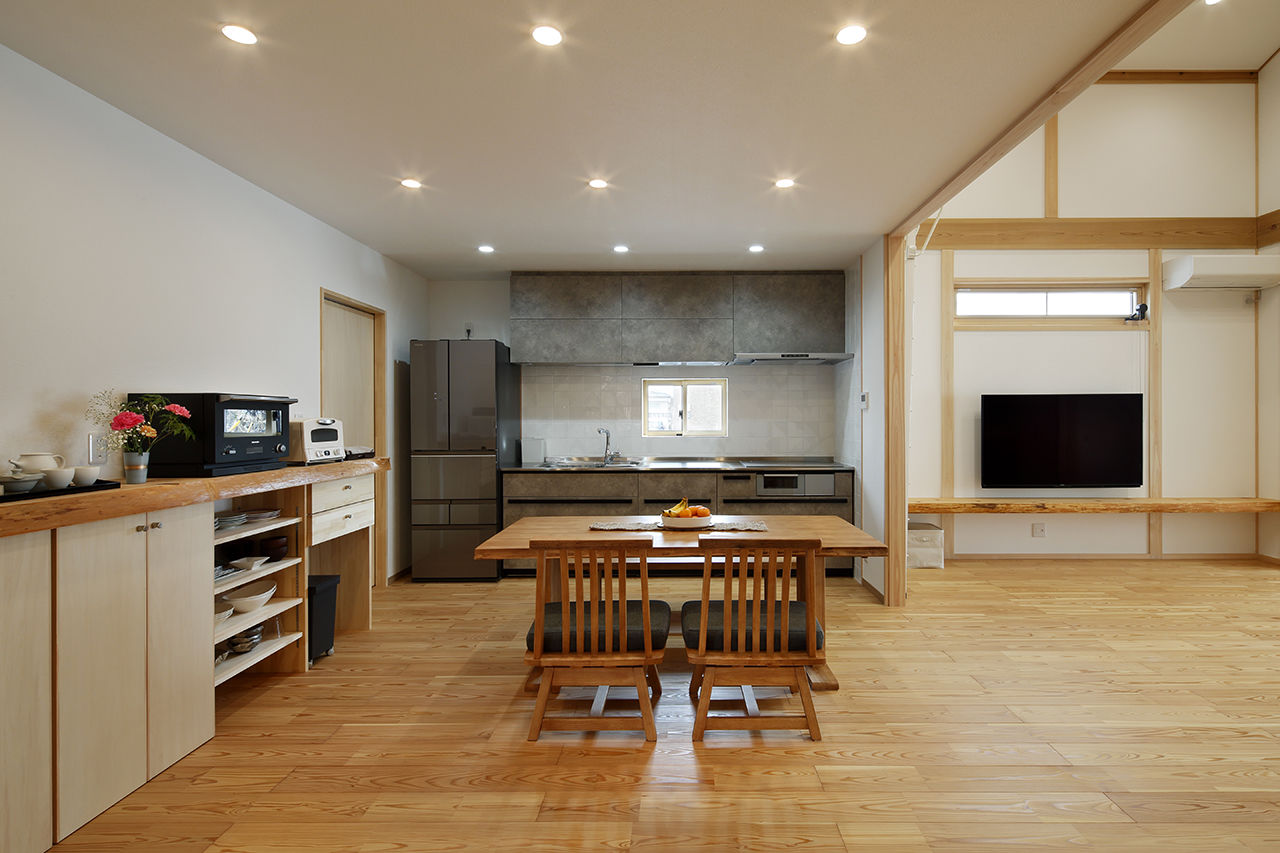 川口建設 【2000万円台/平屋/吹き抜け/ロフト/造作】良質の木をふんだんに使った手造りの家。高性能を納得価格で実現の建築実例画像9