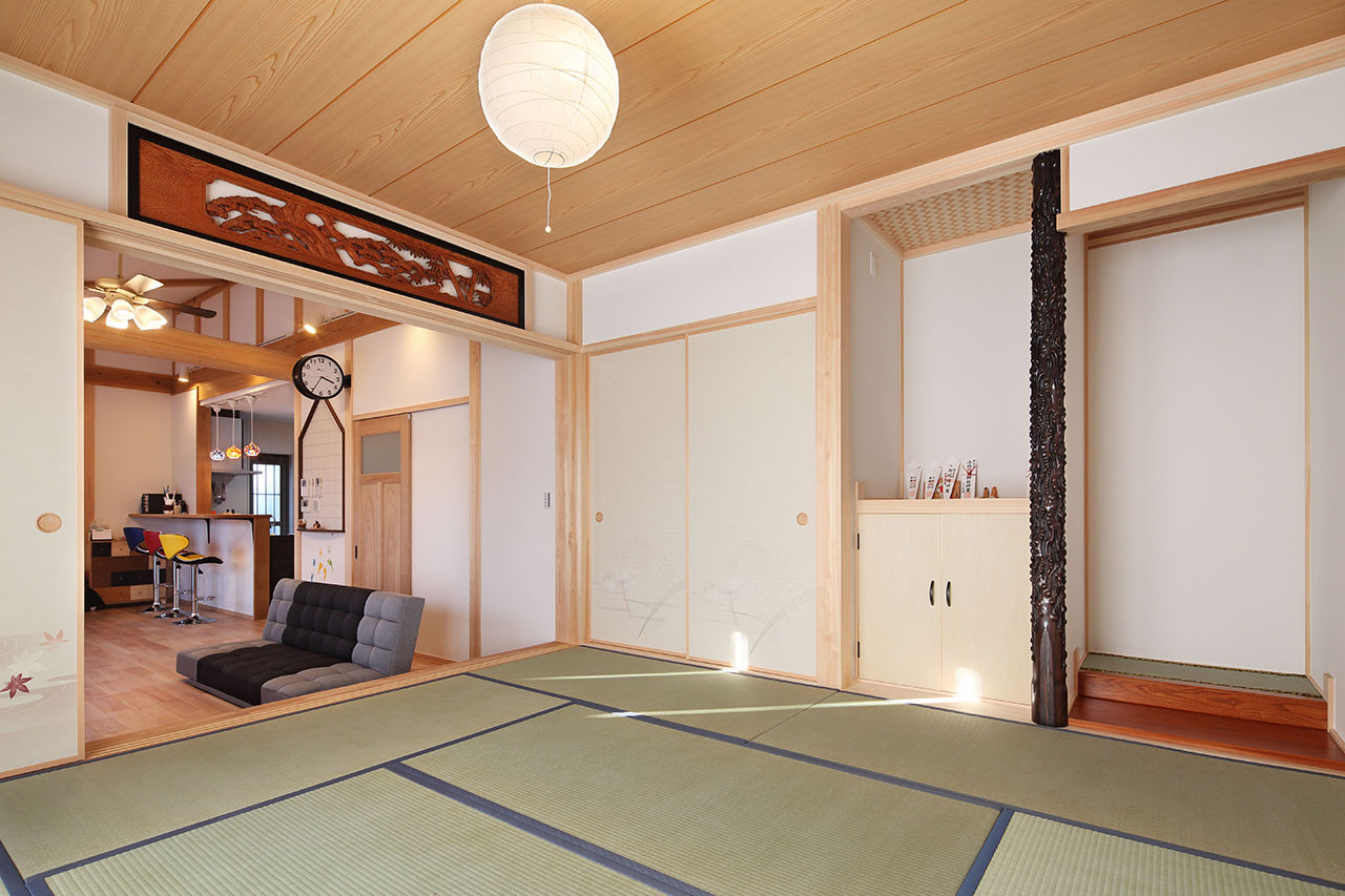 川口建設 【平屋/木の家/2000万円台】勾配天井に太い梁。様々な木を大工の手仕事で生かした、子育て家族の家の建築実例画像6