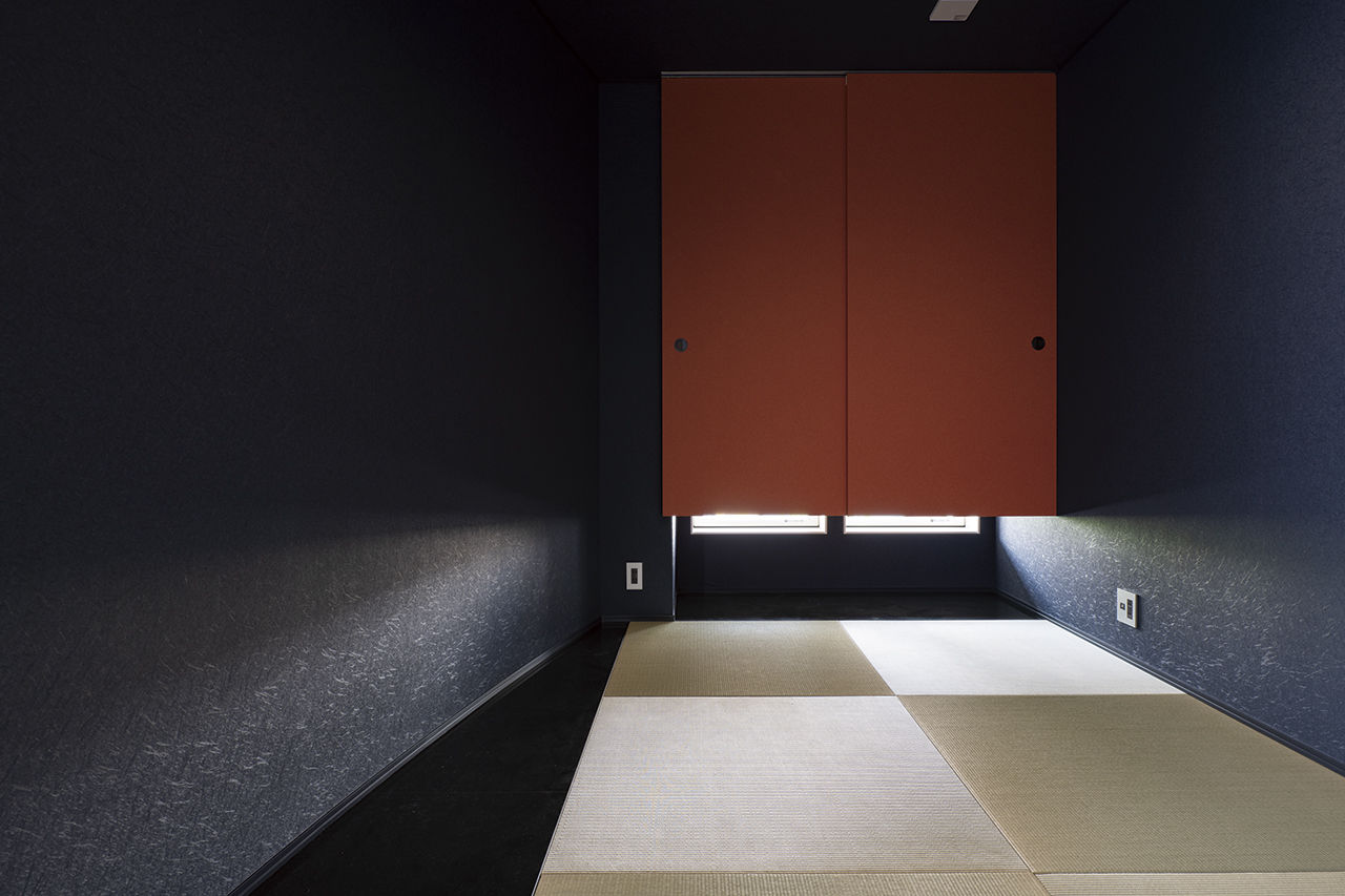 オカモトハウジング 【間取り図有/吹き抜け/ガレージ】規制があるから、名作が生まれる。準防火地域に建つ木造3階建ての大邸宅の建築実例画像8