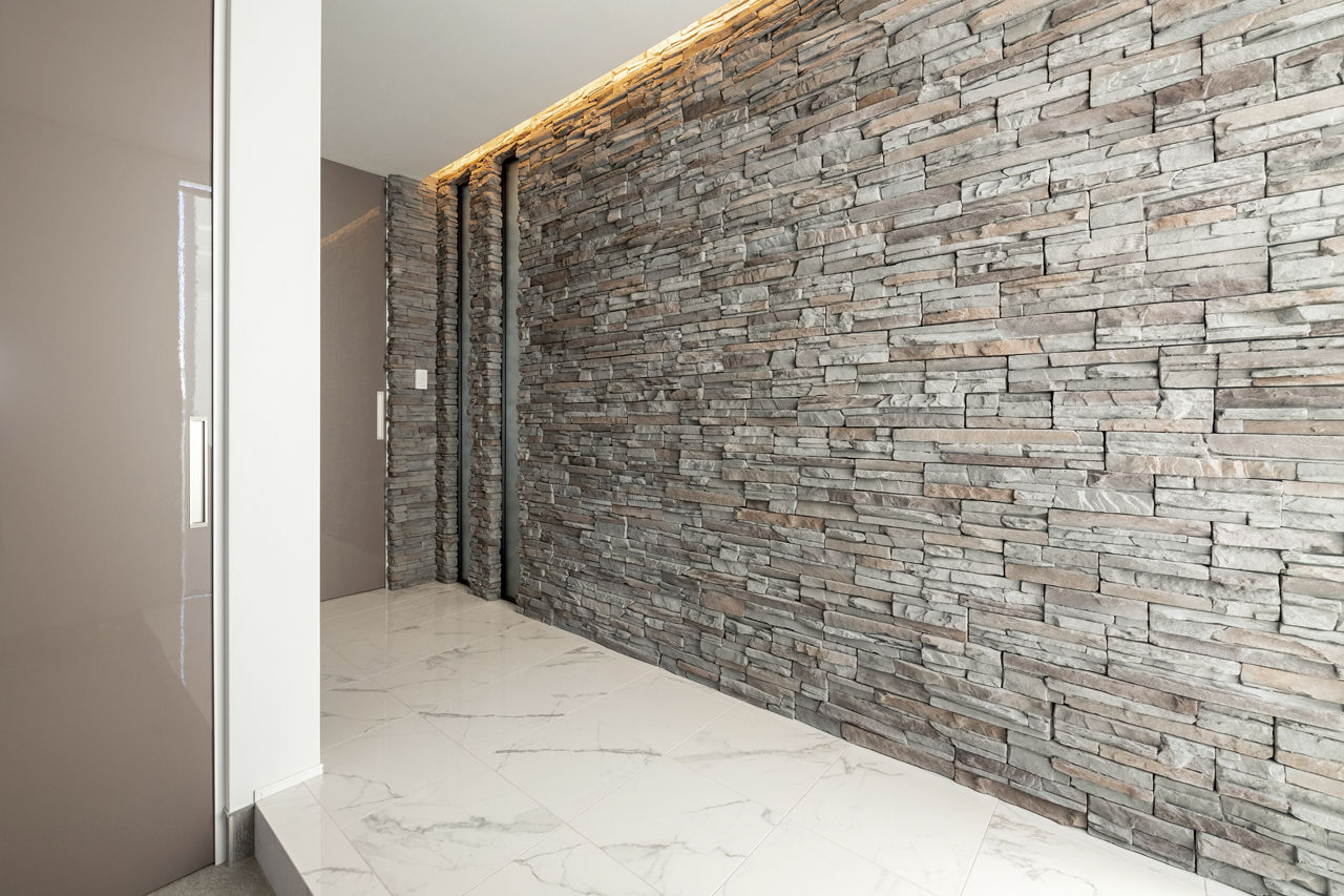 オカモトハウジング 【吹抜け/中庭/テラス/二世帯住宅】重厚な佇まいと開放感の両立。テラスと繋がる、大人のリゾート邸宅の建築実例画像8