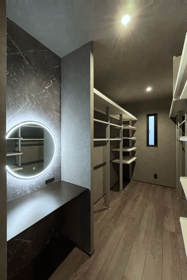 オカモトハウジング 【間取り図有/テラス/リゾートライク】大開口でリビングと繋がる、水盤テラスのある家の建築実例画像12