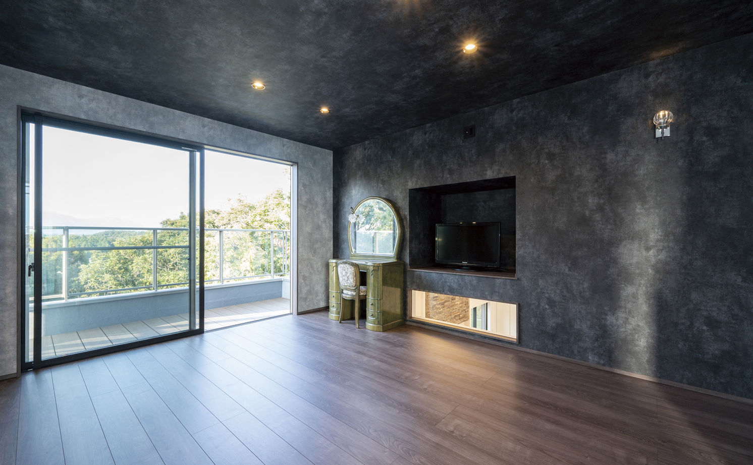 オカモトハウジング 【間取り図有/平屋風/ドッグラン】季節の移り変わりに心躍る。愛犬と暮らす、崖上リゾートハウスの建築実例画像12