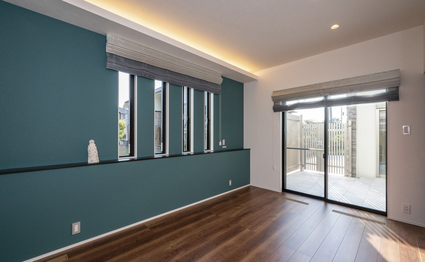 オカモトハウジング 【間取り図有/平屋風/ドッグラン】季節の移り変わりに心躍る。愛犬と暮らす、崖上リゾートハウスの建築実例画像13