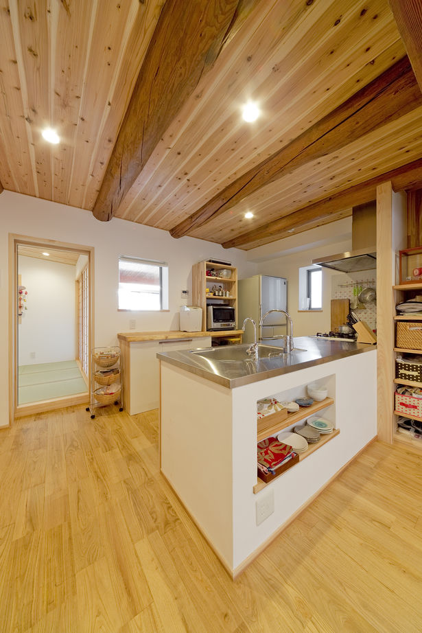 いたや工房（ITAYA KOBO SECONDBASE） 【2500万円台／約35坪／京都府】築100年超のリノベーション。旧家の柱や梁を巧みに利用した平屋の住まいの建築実例画像6