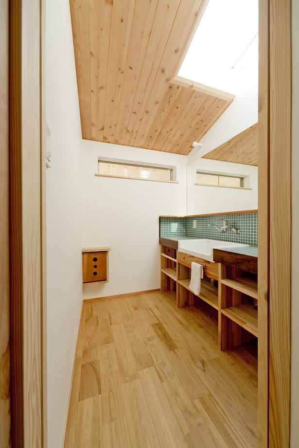 いたや工房（ITAYA KOBO SECONDBASE） 【2500万円台／約35坪／京都府】築100年超のリノベーション。旧家の柱や梁を巧みに利用した平屋の住まいの建築実例画像7