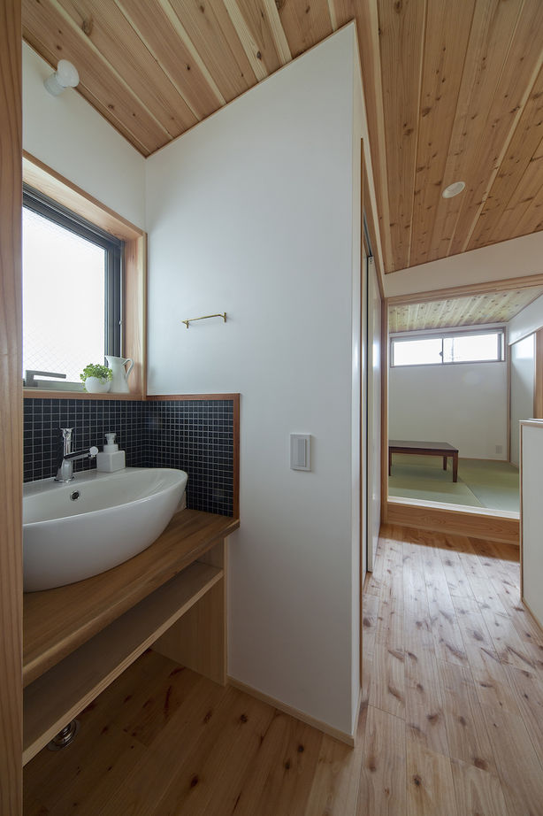 いたや工房（ITAYA KOBO SECONDBASE） 【2600万円台／約36坪／京都府】現場で一から作る職人技に感動。借景を暮らしの中に取り込んだ木の家の建築実例画像5