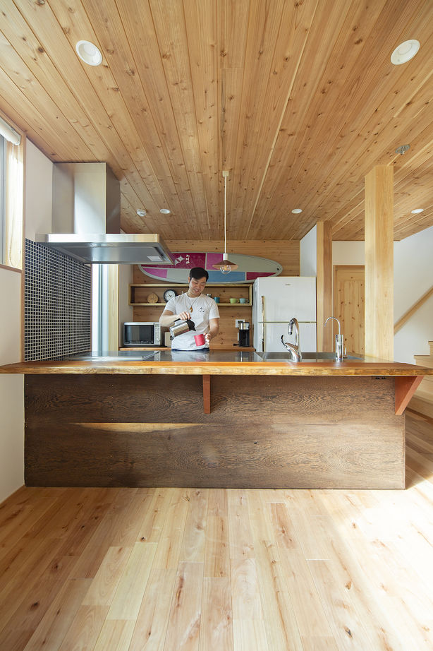 いたや工房（ITAYA KOBO SECONDBASE）の建築実例画像