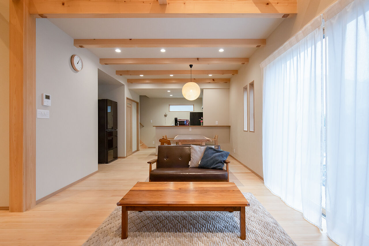 藤見工務店 【奈良県/ほぼ平屋/30坪台】銘木・吉野桧の清々しい香りに包まれて暮らす、和モダンな木の家の建築実例画像3