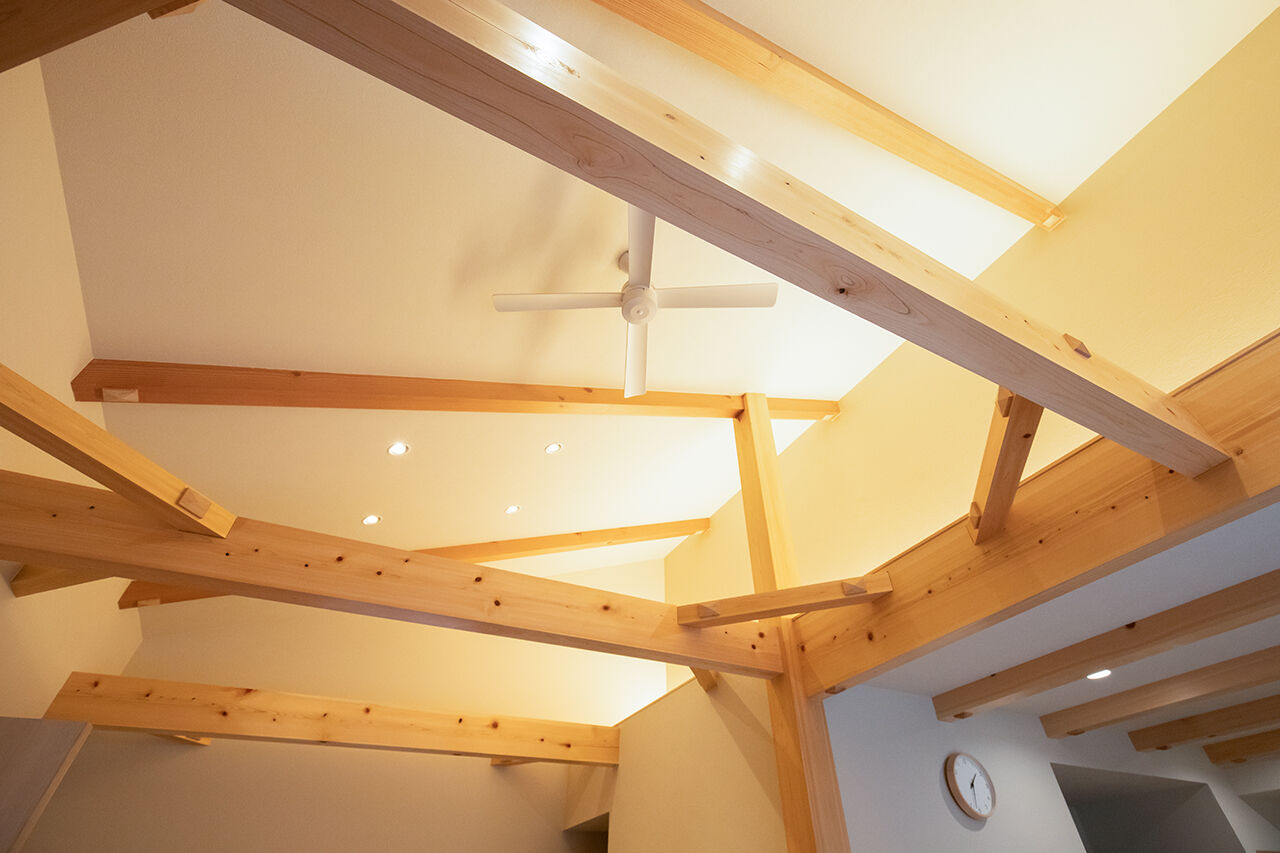 藤見工務店 【奈良県/ほぼ平屋/30坪台】銘木・吉野桧の清々しい香りに包まれて暮らす、和モダンな木の家の建築実例画像7