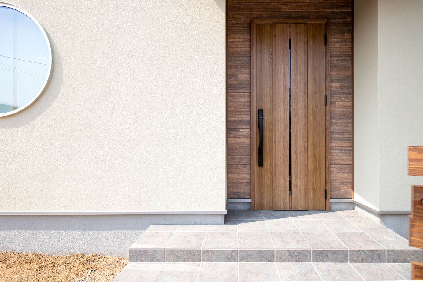 藤見工務店 【ガレージ/木の家/和室】やさしい光が差し込む１階で完結する癒しの家の建築実例画像9