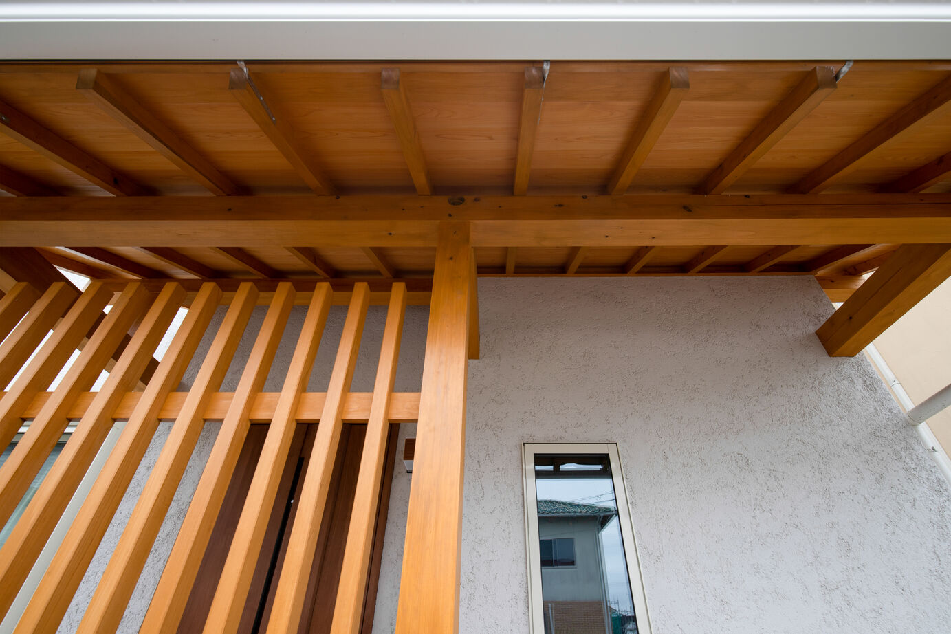 藤見工務店 【木の家】木の香り漂うリビングの梁を魅せるお家の建築実例画像2
