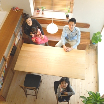 優建築工房 【1000万円台/20坪台/狭小/間取り】狭小ながらも光の集まるダイニングとウッドデッキで家族の団らんをの建築実例画像8