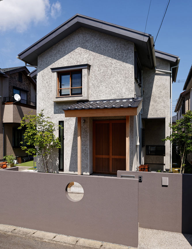 優建築工房 【30坪台・京町家・土間】憧れの京町家をイメージした和モダン。薪ストーブがアクセントになる空間の建築実例画像10