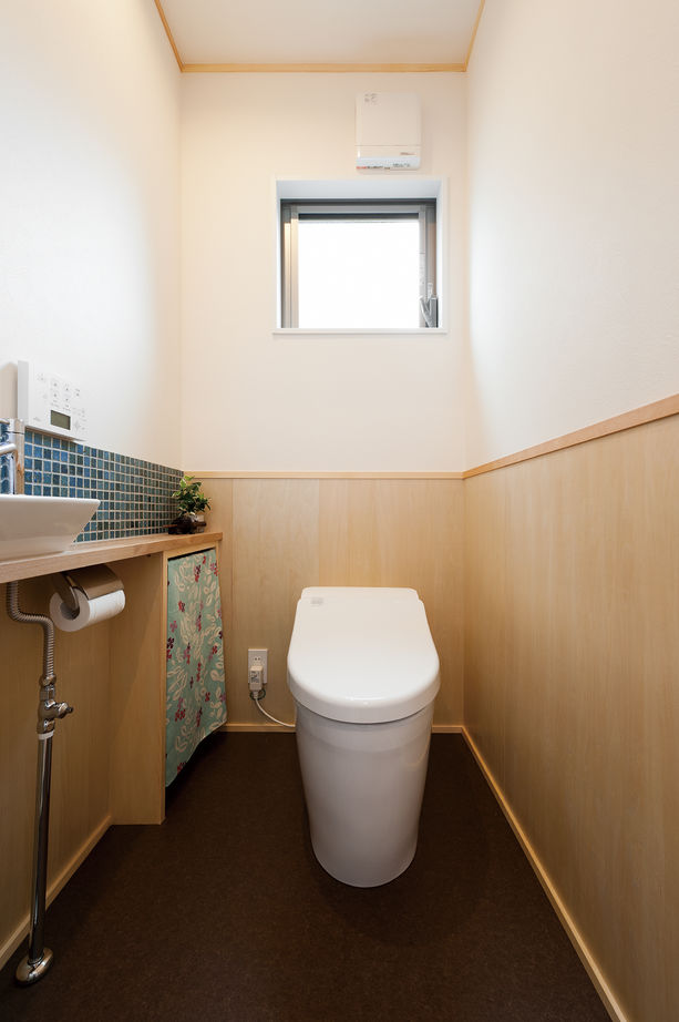 優建築工房 【30坪台/吹抜け/家事動線/間取り図】資料請求から12年越しの家探し。光と風に包まれる自然素材の住まいの建築実例画像10