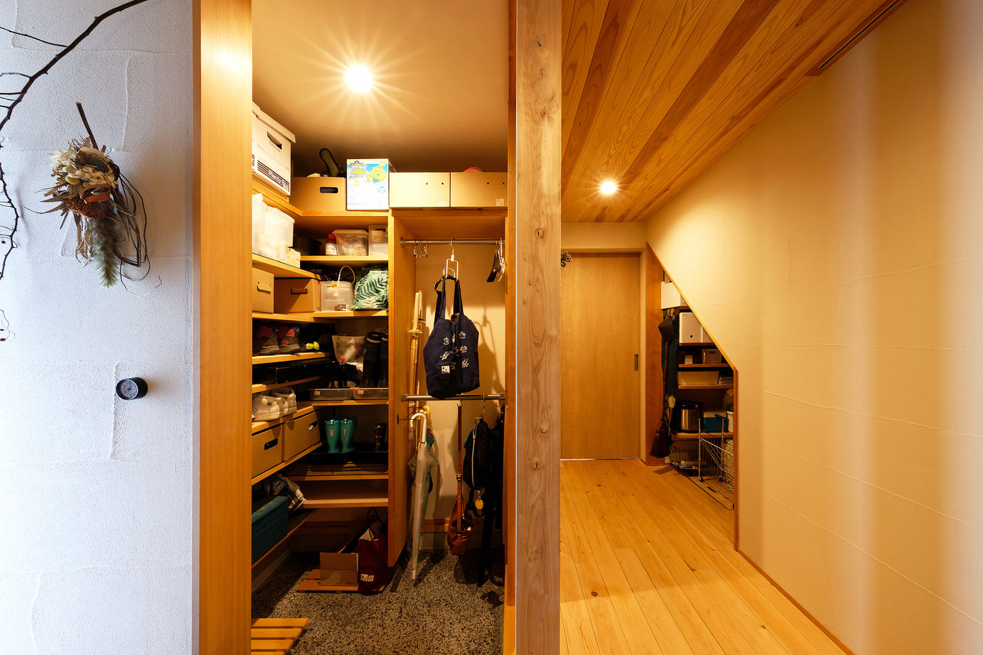 優建築工房 【2000万円台/20坪台/間取り図】コンセプトは「キャンプのできる平屋」。アウトドア派も納得の開放感の建築実例画像13