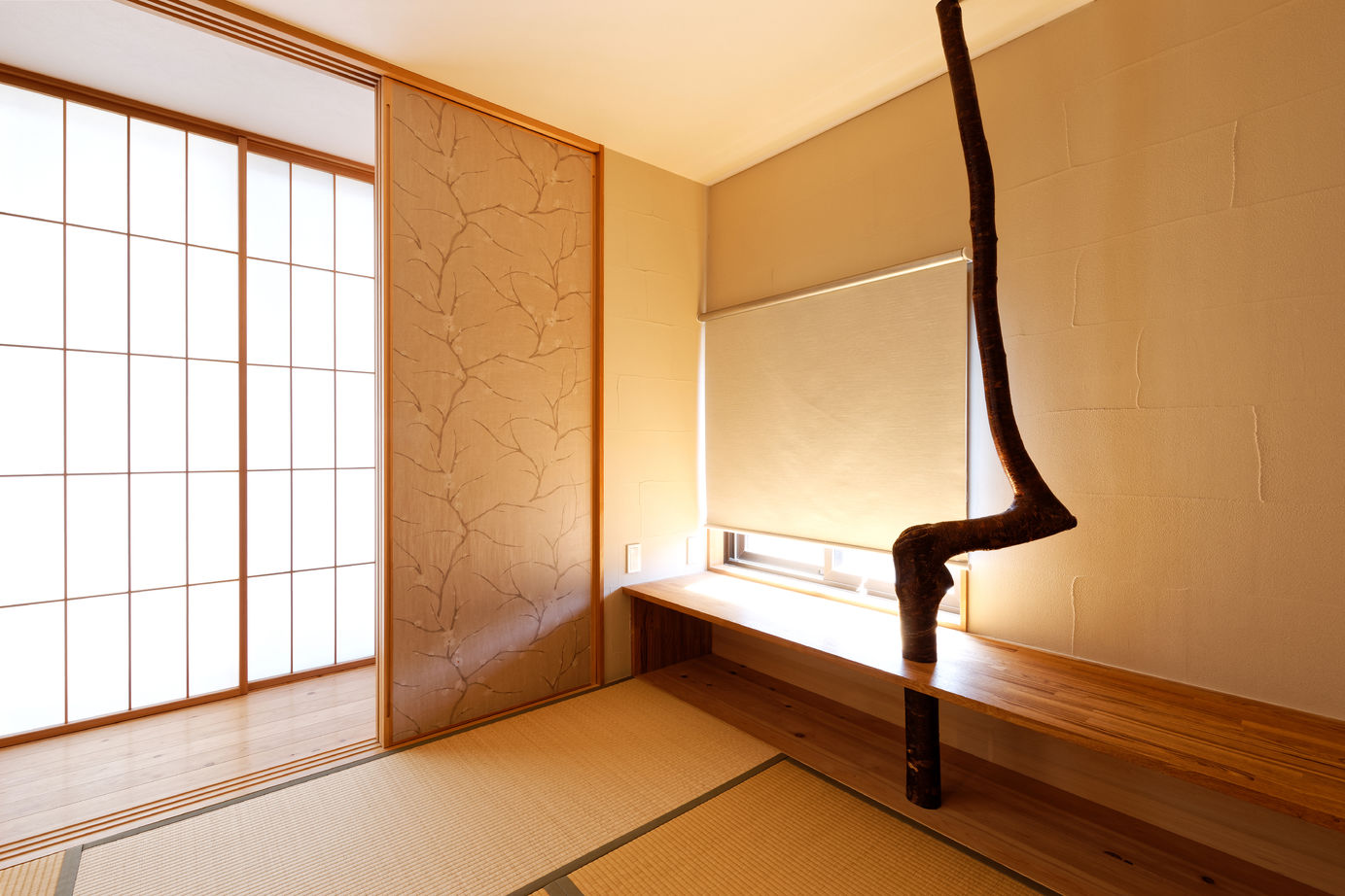 優建築工房 【2000万円台/20坪台/間取り図】子供たちと横並びの食事の時間が幸せ。 蔵をイメージした和モダンスタイルの建築実例画像6