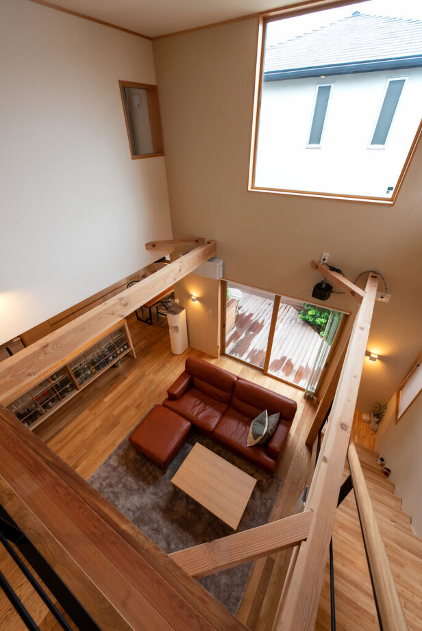 優建築工房 【3000万円台/30坪台/丘陵地】難しい敷地でも設計の工夫で、友人たちとサッカーや映画鑑賞を楽しむ暮らしへの建築実例画像11