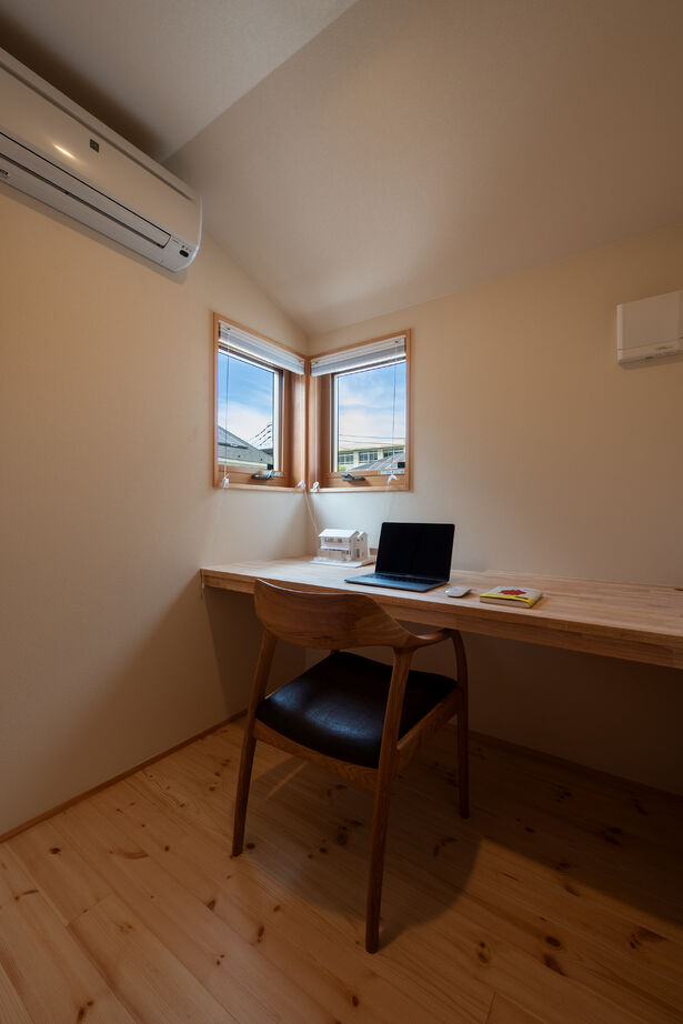 優建築工房 【2000万円台/29坪台/吹き抜け/借景】 庭と縁台デッキが暮らしを彩る、風情豊かな住まいの建築実例画像8