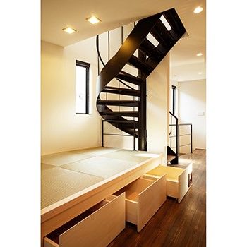 IDEAL HOME　アイデアルホーム（カスタムホーム） 【1000万円台/狭小/大阪市/ビルトインガレージ】敷地14坪で叶えたロンドンの老舗BARのようなオシャレな家の建築実例画像3