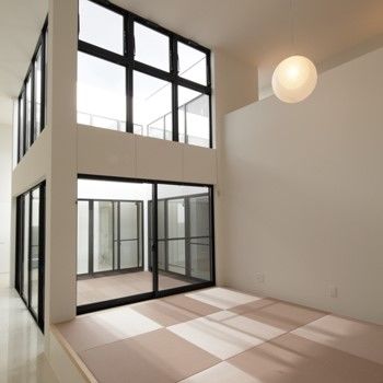 IDEAL HOME　アイデアルホーム（カスタムホーム） 【3000万円台/中庭/平屋/ビルトインガレージ】巨大なハコのなかは、光と風に満ち溢れたリゾートハウスの建築実例画像4