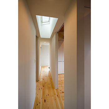 IDEAL HOME　アイデアルホーム（カスタムホーム） 【1000万円台/約30坪/奈良県】無骨な素材感を活かしたオシャレな外観×木が包む北欧モダンな暮らしの建築実例画像8