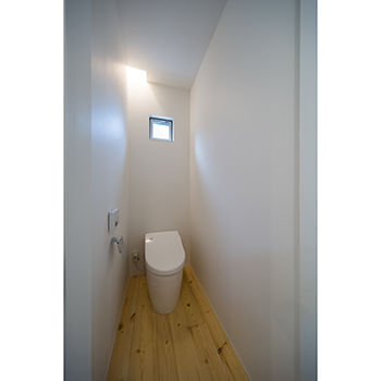 IDEAL HOME　アイデアルホーム（カスタムホーム） 【1000万円台/約30坪/奈良県】無骨な素材感を活かしたオシャレな外観×木が包む北欧モダンな暮らしの建築実例画像9