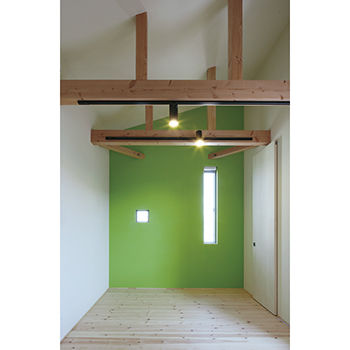 IDEAL HOME　アイデアルホーム（カスタムホーム） 【2000万円台/兵庫/約35坪/車2台】リビングとガレージが一体 休日が待ち遠しい車好きのためのオシャレな家の建築実例画像6