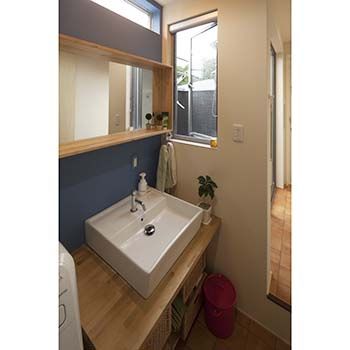 IDEAL HOME　アイデアルホーム（カスタムホーム） 【2000万円台/兵庫/約35坪/車2台】リビングとガレージが一体 休日が待ち遠しい車好きのためのオシャレな家の建築実例画像7