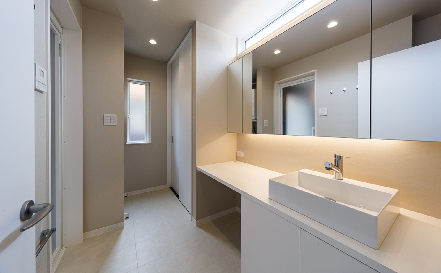 IDEAL HOME　アイデアルホーム（カスタムホーム） 【2000万円台/滋賀/約40坪/間取り設計】人が集い、語らう。アウトドアライフを楽しむBBQ専用グリルのある家の建築実例画像9