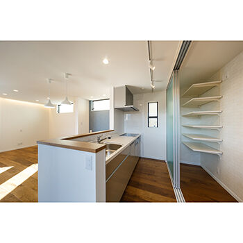 IDEAL HOME　アイデアルホーム（カスタムホーム） 【1000万円台/大阪市/狭小/変形地/約30坪】三方向を道路に面した三角形の土地を活かして建てたオシャレな家の建築実例画像6