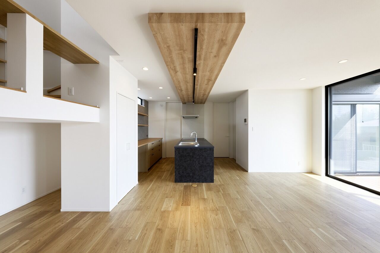 IDEAL HOME　アイデアルホーム（カスタムホーム） 【2000万円台/四条畷市/新築/約38坪】スキップフロア×中庭で、子どもの成長を楽しむオシャレデザイン家の建築実例画像4