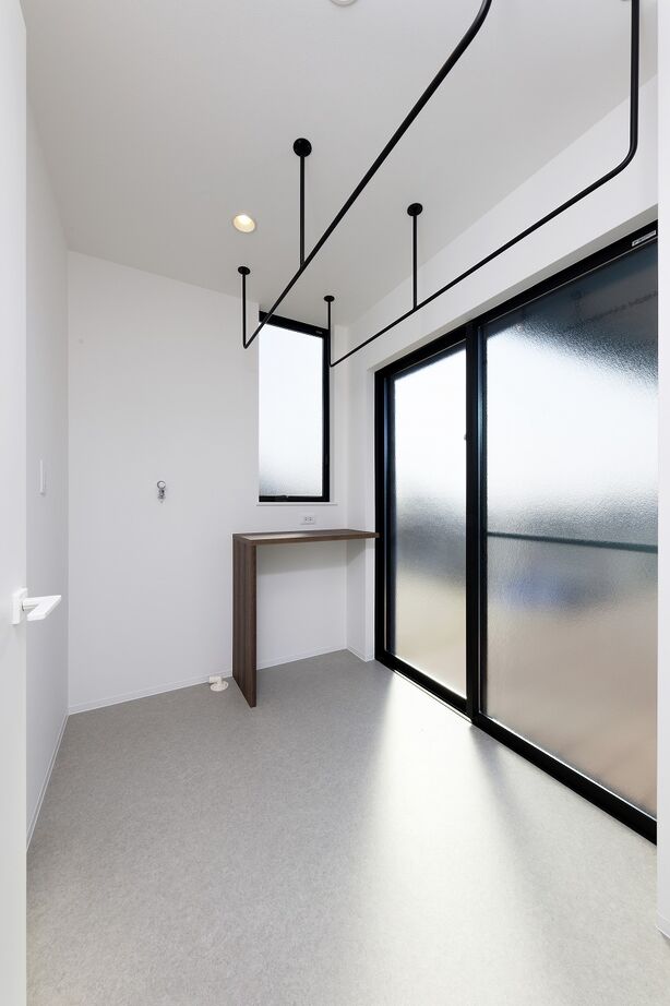 IDEAL HOME　アイデアルホーム（カスタムホーム） 【2000万円台/四条畷市/新築/約38坪】スキップフロア×中庭で、子どもの成長を楽しむオシャレデザイン家の建築実例画像7