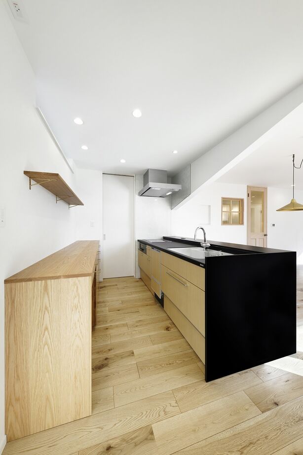 IDEAL HOME　アイデアルホーム（カスタムホーム） 【2000万円台/宝塚市/土地探し/新築/約31坪】景観の良さを活かした居心地の良い白基調のオシャレで豪華な家の建築実例画像4