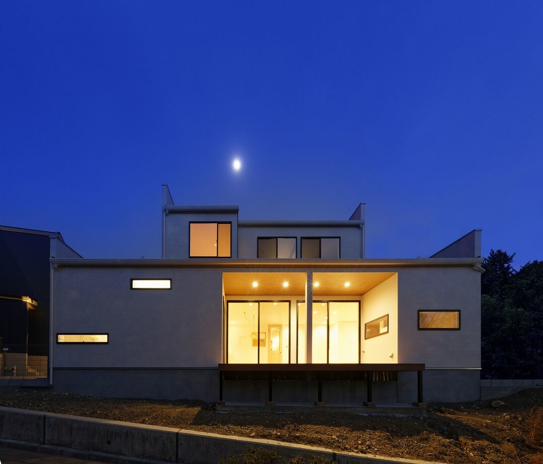 IDEAL HOME　アイデアルホーム（カスタムホーム） 【2000万円台/宝塚市/土地探し/新築/約31坪】景観の良さを活かした居心地の良い白基調のオシャレで豪華な家の建築実例画像10