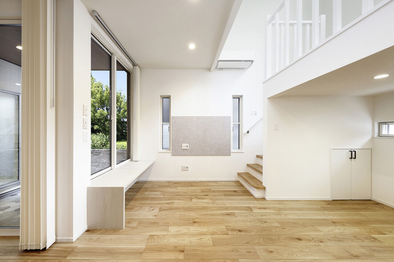 IDEAL HOME　アイデアルホーム（カスタムホーム） 【2000万円台/新築/外から見えない/約33坪】人目を気にせずにくつろげるスキップフロアのあるオシャレな家の建築実例画像3