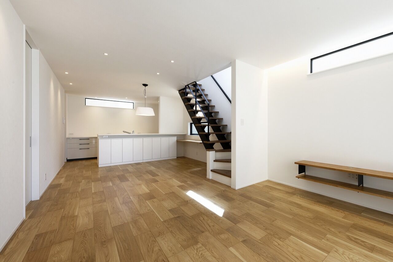 IDEAL HOME　アイデアルホーム（カスタムホーム） 【1000万円台/新築/枚方市/29坪】シンプルさとデザイン性、プライバシー性を両立した間取り設計の家の建築実例画像2