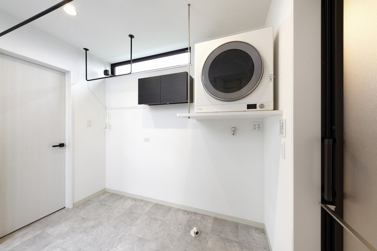 IDEAL HOME　アイデアルホーム（カスタムホーム） 【2000万円台/建築家/新築/枚方市/約33坪】中庭を囲む間取り設計で家事動線にこだわり快適性を追求する家の建築実例画像7