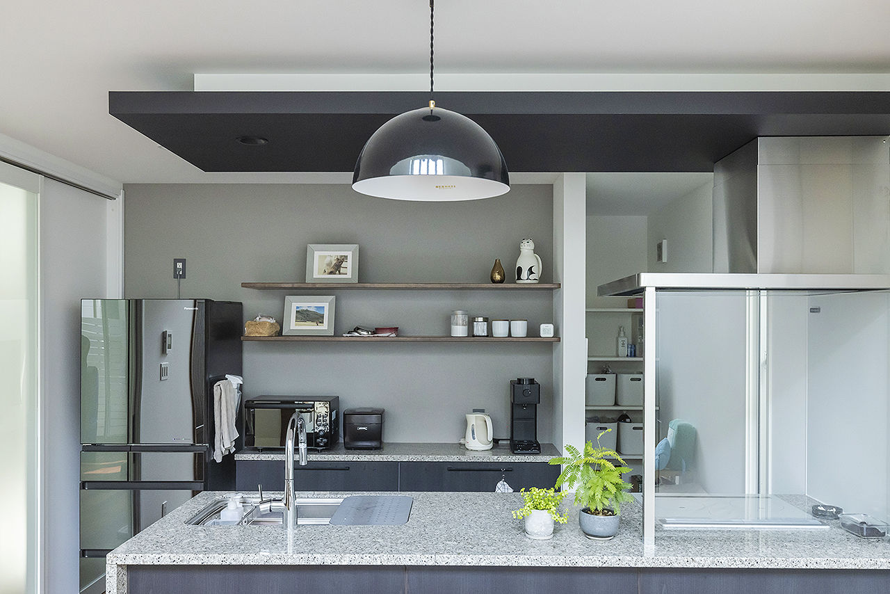 矢島建設工業 【ワークスペース】オンもオフも心地よく。住宅密集地でも明るく開放的に＜間取り有＞の建築実例画像6